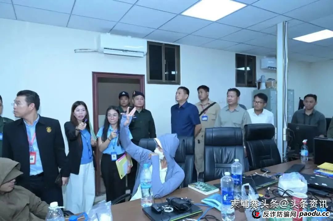 场面震撼!柬埔寨电诈园区上演集体大逃亡! 场面震撼!柬埔寨电诈园区上演集体大逃亡!